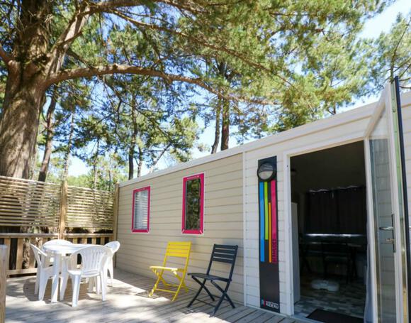 terrasse-bois-mobil-home-bermudes-2-