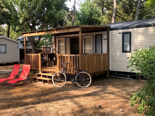 location mobil home avec terrasse vendée